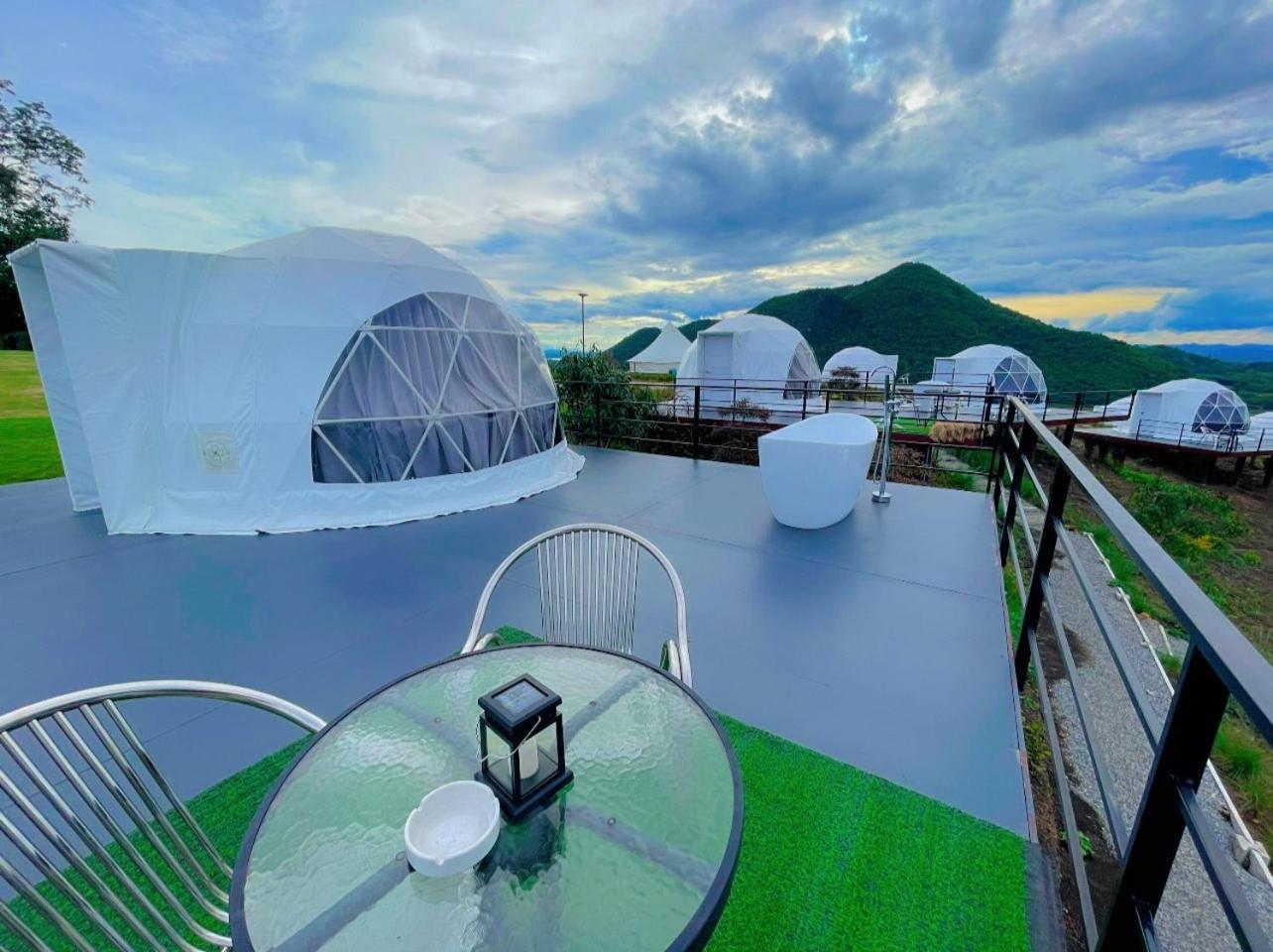 สกายเบย์ เชียงคาน Hotel Pha Baen Eksteriør billede